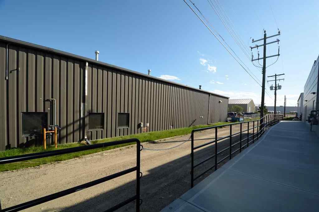 MLS® A2246240 - Unit #7 5601 4 Avenue  in NONE Edson, Commercial