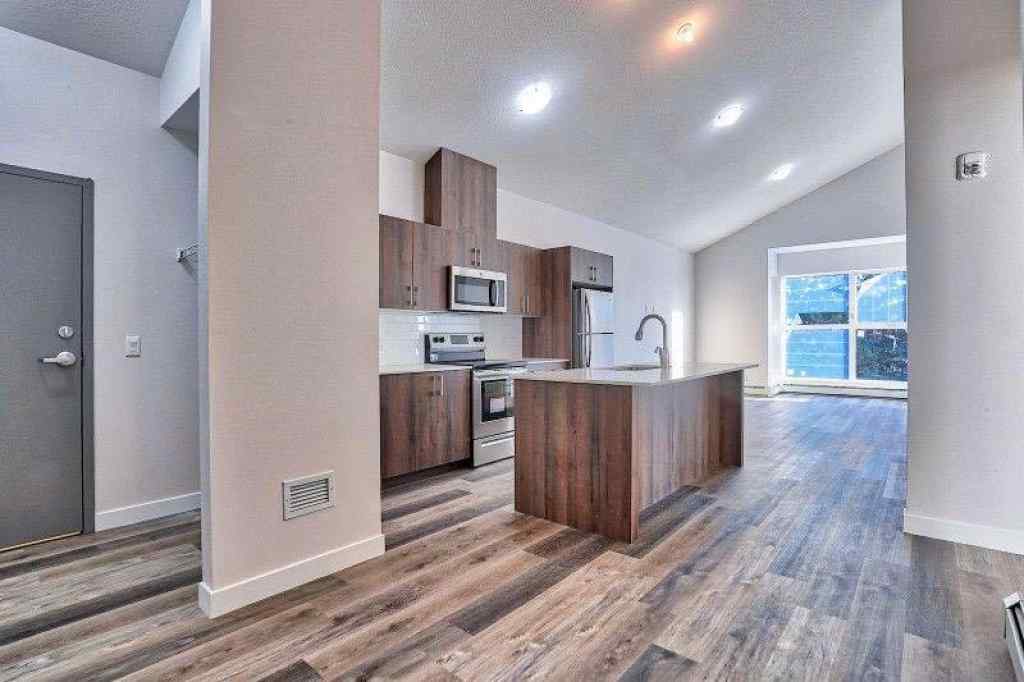 MLS® A2246252 - 303 Waddy Lane  in Downtown_Strathmore Strathmore, Commercial