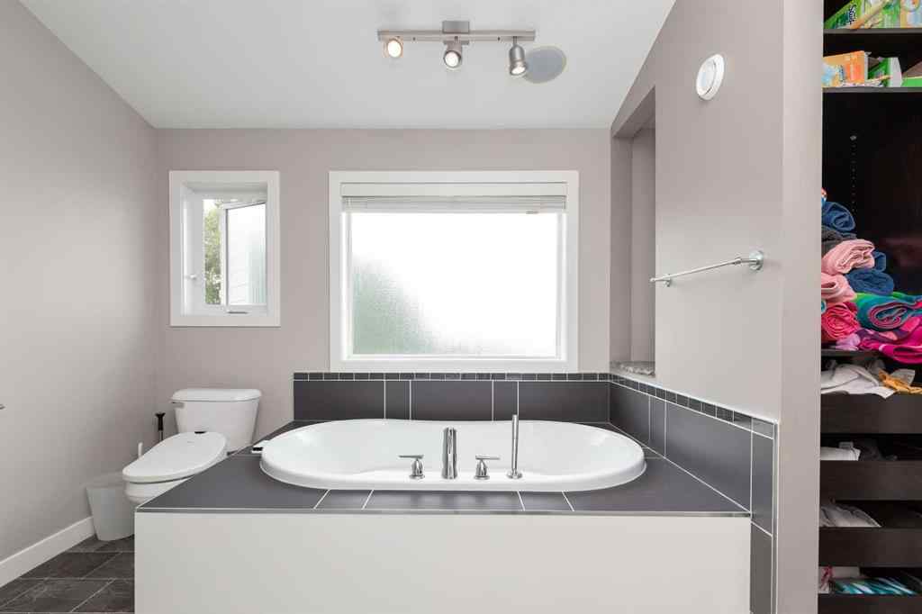 MLS® A2246259 - 230 Couleesprings Grove S in Southgate Lethbridge, Residential