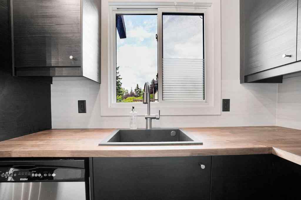 MLS® A2246267 - 4964 Rundlewood Drive NE in Rundle Calgary, Residential