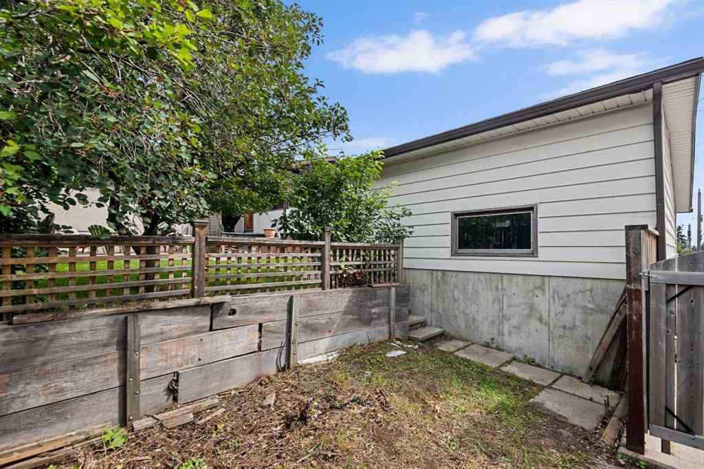 MLS® A2246273 - 935 Mayland Drive NE in Mayland Heights Calgary, Residential