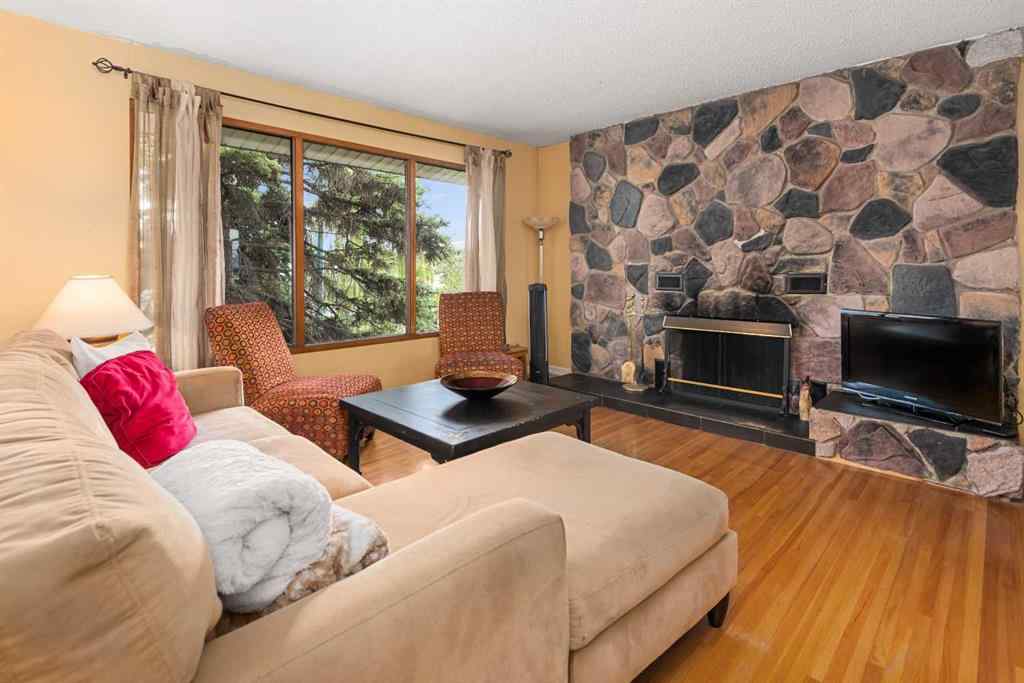 MLS® A2246273 - 935 Mayland Drive NE in Mayland Heights Calgary, Residential