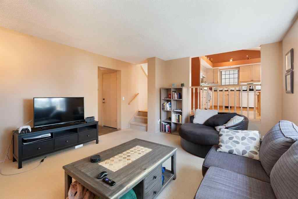 MLS® A2246277 - 113 Sierra Vista Terrace SW in Signal Hill Calgary, Residential