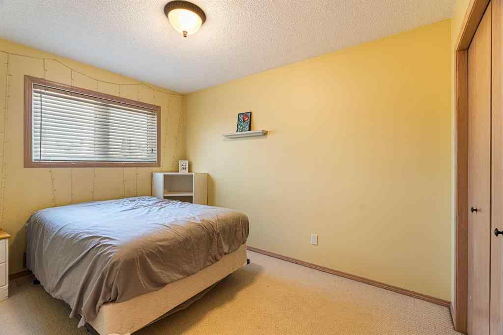 MLS® A2246277 - 113 Sierra Vista Terrace SW in Signal Hill Calgary, Residential