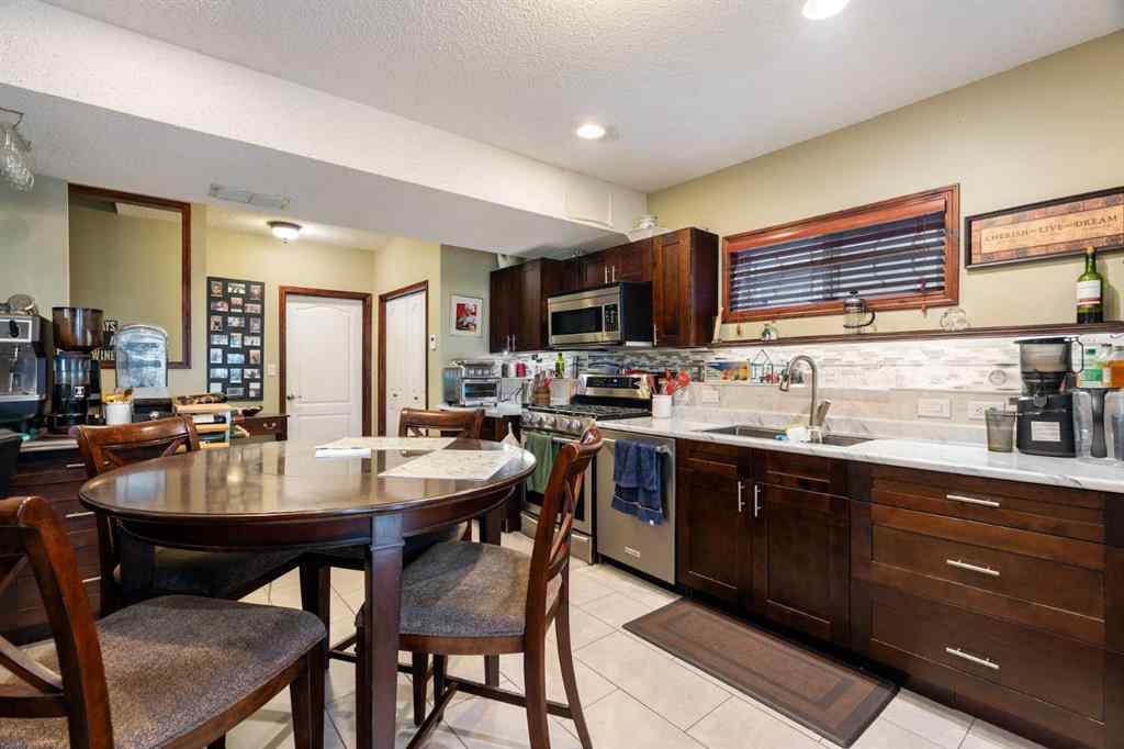 MLS® A2246277 - 113 Sierra Vista Terrace SW in Signal Hill Calgary, Residential