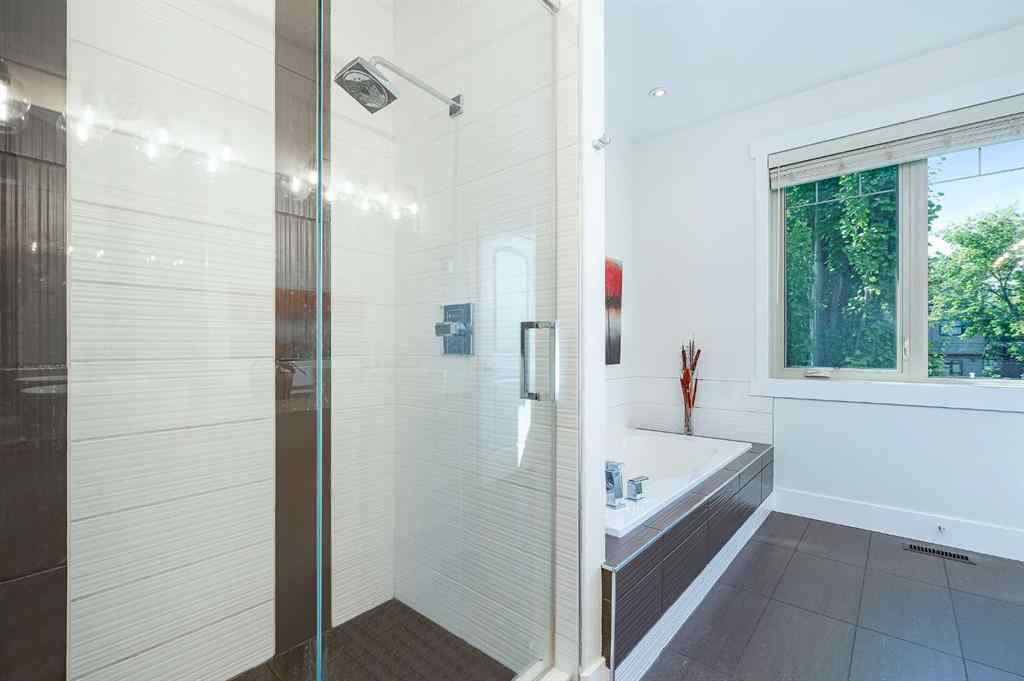 MLS® A2246284 - 1903 26 Avenue SW in South Calgary Calgary, Residential