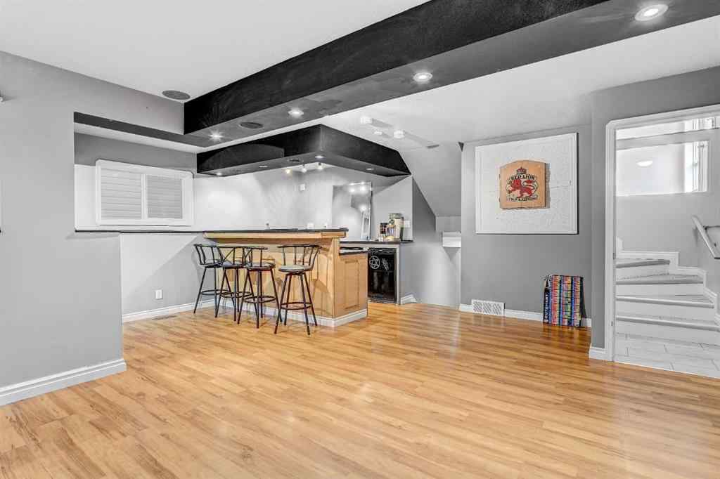 MLS® A2246291 - 10422 72 Avenue  in Mission Heights Grande Prairie, Residential