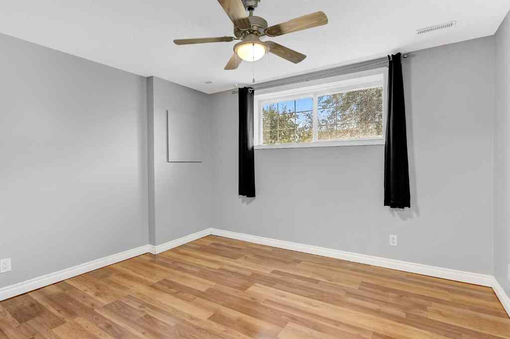 MLS® A2246291 - 10422 72 Avenue  in Mission Heights Grande Prairie, Residential