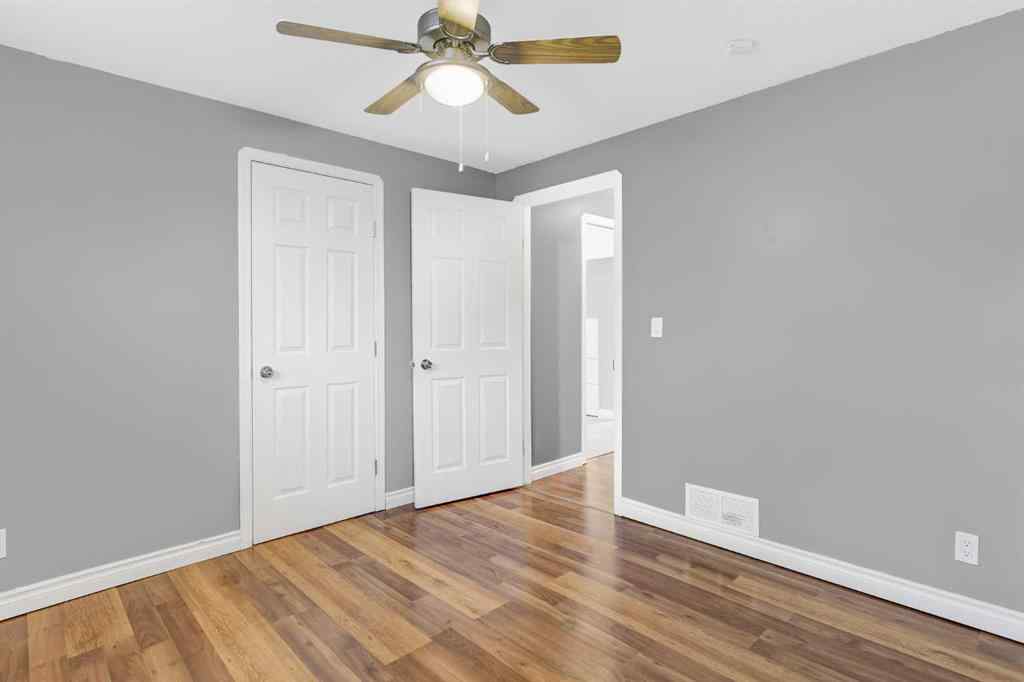 MLS® A2246291 - 10422 72 Avenue  in Mission Heights Grande Prairie, Residential