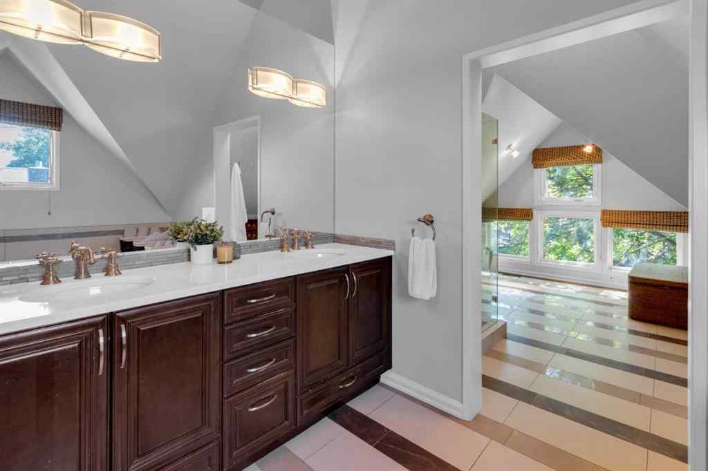 MLS® A2246293 - 1314 Gladstone Road NW in Hillhurst Calgary, Residential