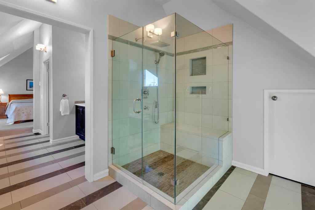 MLS® A2246293 - 1314 Gladstone Road NW in Hillhurst Calgary, Residential