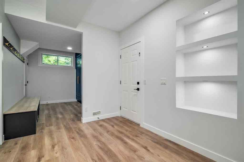 MLS® A2246312 - 91 Springbluff Boulevard SW in Springbank Hill Calgary, Residential