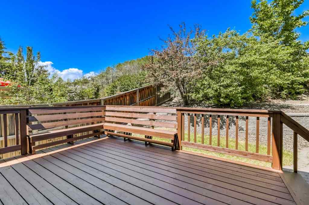 MLS® A2246312 - 91 Springbluff Boulevard SW in Springbank Hill Calgary, Residential