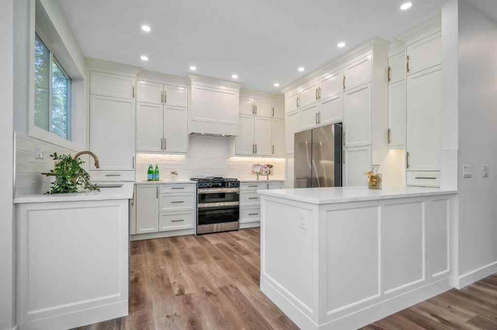 MLS® A2246312 - 91 Springbluff Boulevard SW in Springbank Hill Calgary, Residential
