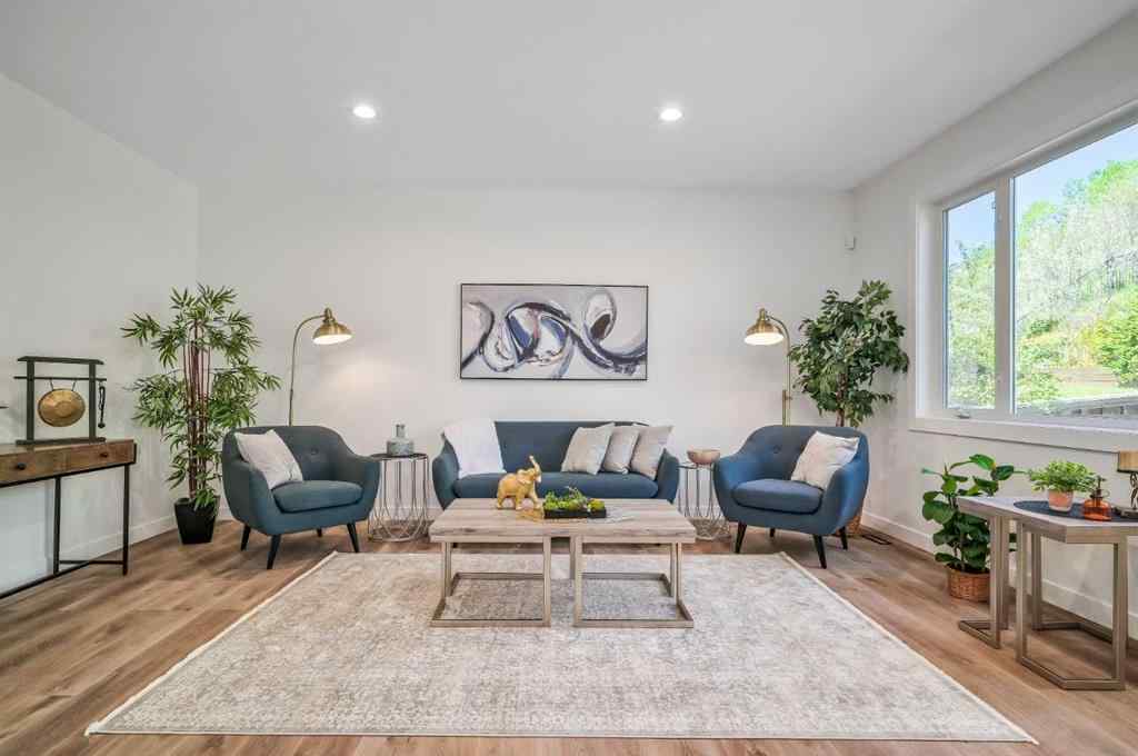 MLS® A2246312 - 91 Springbluff Boulevard SW in Springbank Hill Calgary, Residential
