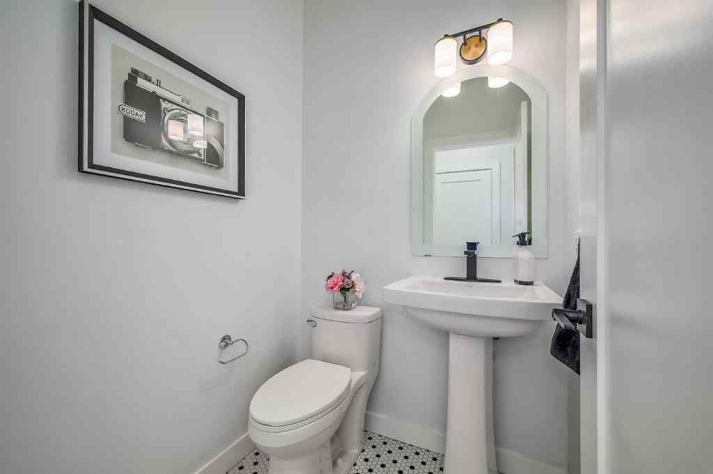 MLS® A2246312 - 91 Springbluff Boulevard SW in Springbank Hill Calgary, Residential