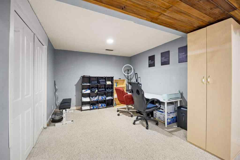 MLS® A2246322 - 3316 60 Street NE in Temple Calgary, Residential