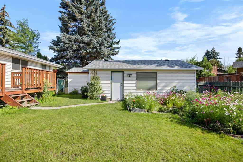 MLS® A2246322 - 3316 60 Street NE in Temple Calgary, Residential