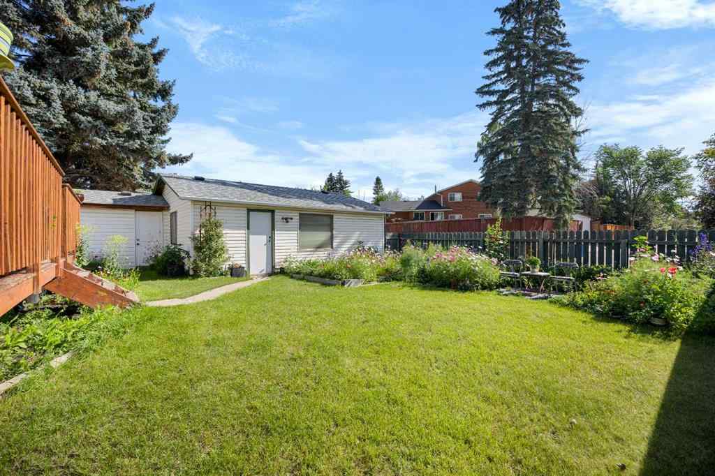 MLS® A2246322 - 3316 60 Street NE in Temple Calgary, Residential