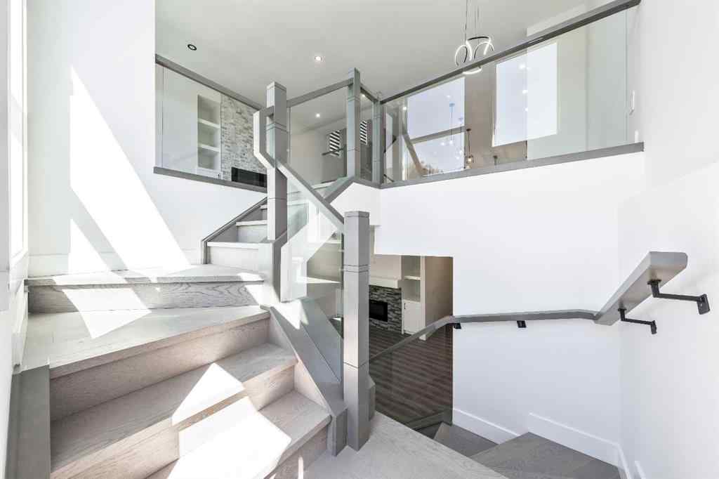 MLS® A2246323 - 4923 20 Avenue NW in Montgomery Calgary, Residential