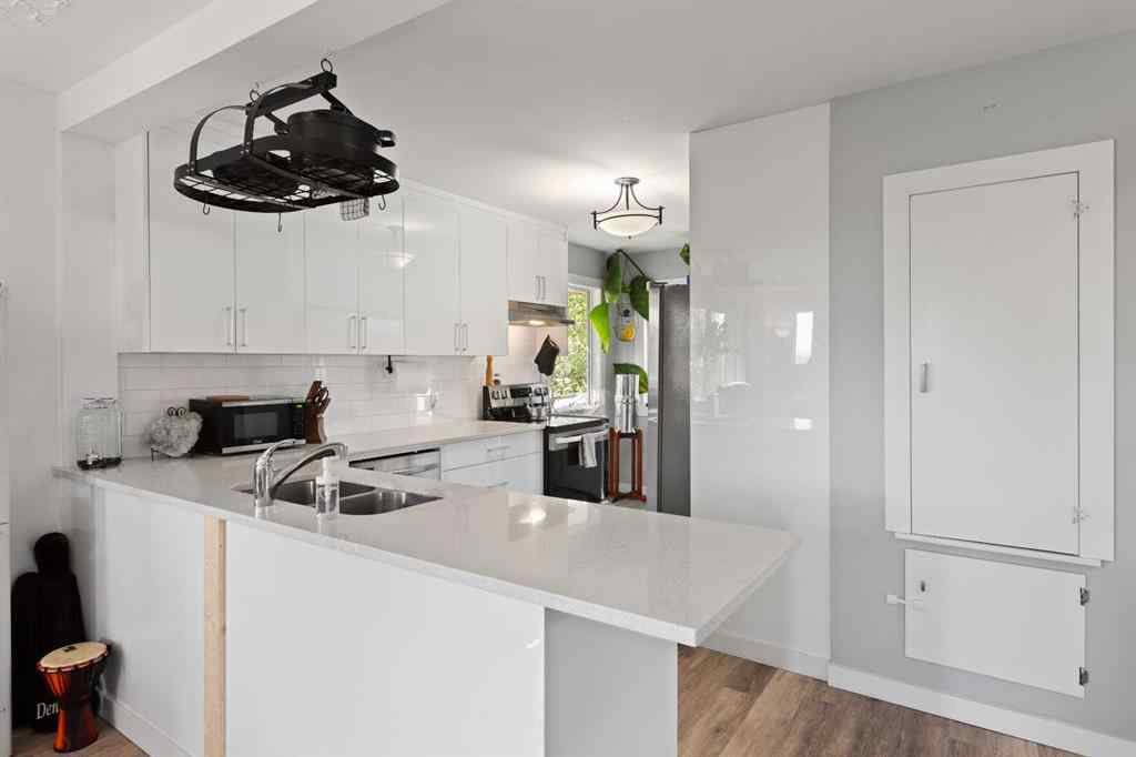 MLS® A2246331 - 228 Lynnwood Drive SE in Ogden Calgary, Residential