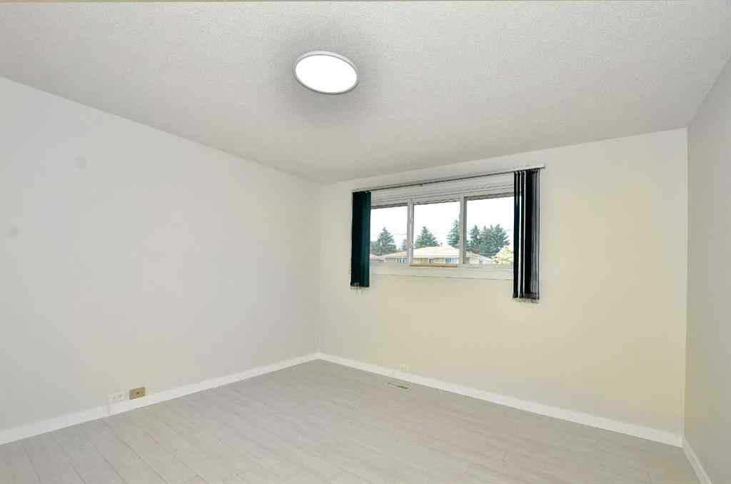 MLS® A2246338 - 4207 Maryvale Drive NE in Marlborough Calgary, Residential