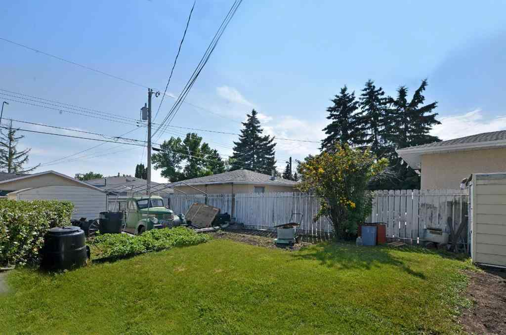 MLS® A2246338 - 4207 Maryvale Drive NE in Marlborough Calgary, Residential