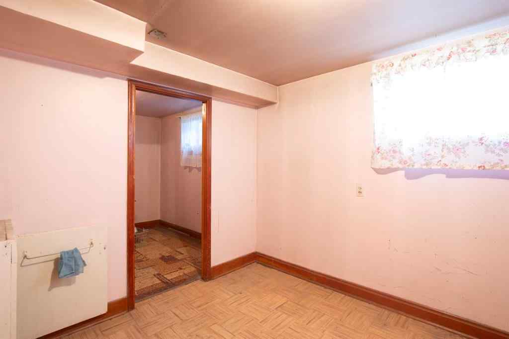 MLS® A2246345 - 4914 46 Street  in Downtown Red Deer Red Deer, Commercial