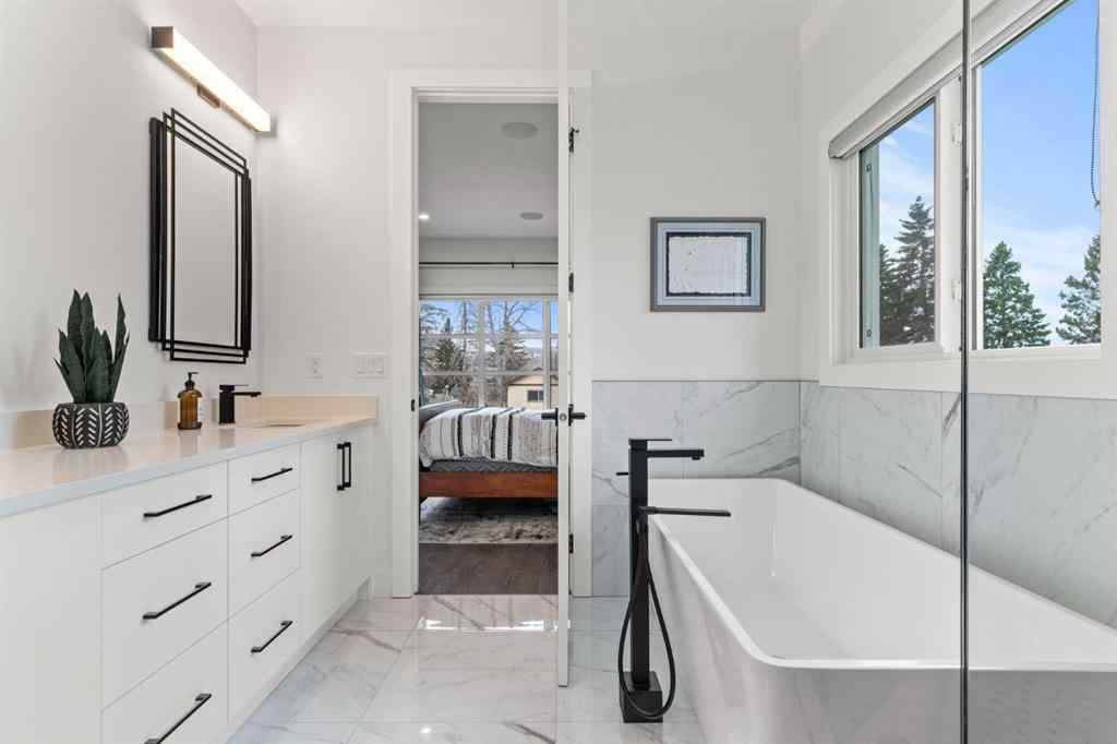 MLS® A2246350 - 4516B 72 Street NW in Bowness Calgary, Residential
