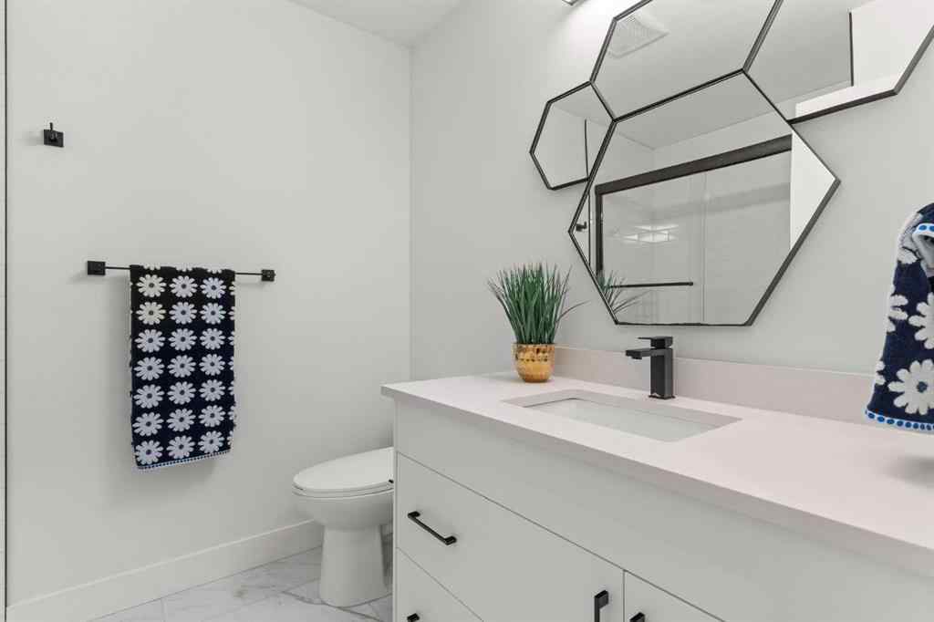 MLS® A2246350 - 4516B 72 Street NW in Bowness Calgary, Residential