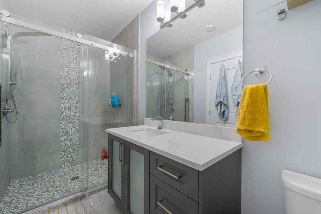 MLS® A2246352 - 15 Sherwood Square NW in Sherwood Calgary, Residential