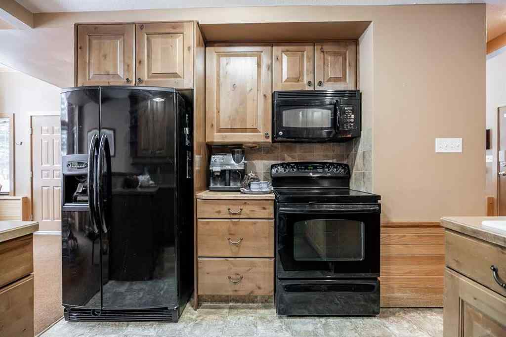 MLS® A2246355 - 107 Mount View   in NONE Waterton Park, Residential