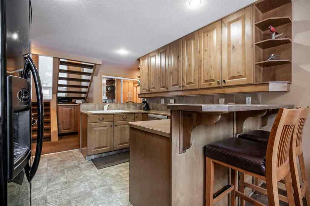 MLS® A2246355 - 107 Mount View   in NONE Waterton Park, Residential