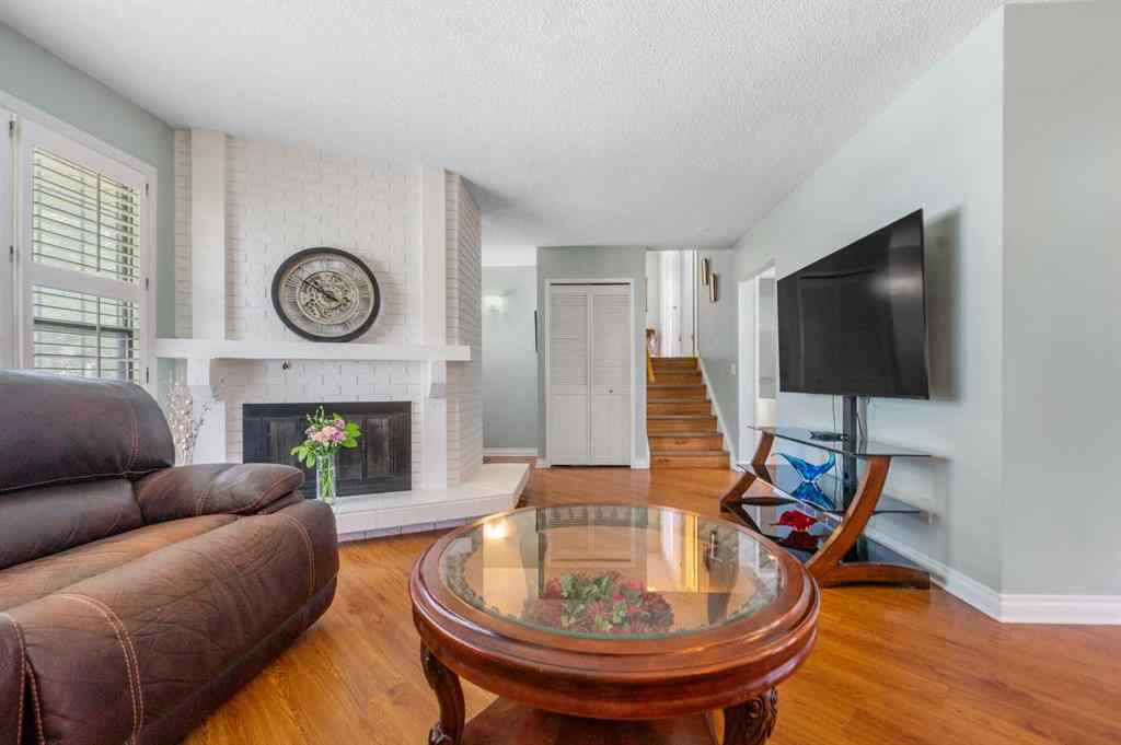 MLS® A2246357 - 232 Templeside Circle NE in Temple Calgary, Residential