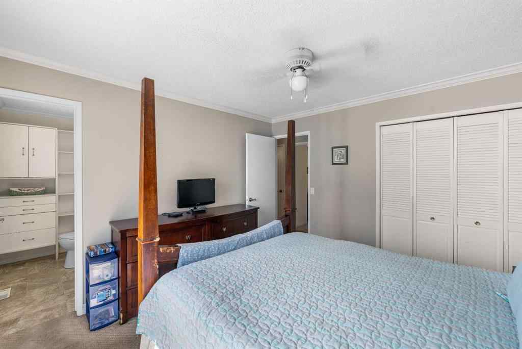 MLS® A2246357 - 232 Templeside Circle NE in Temple Calgary, Residential