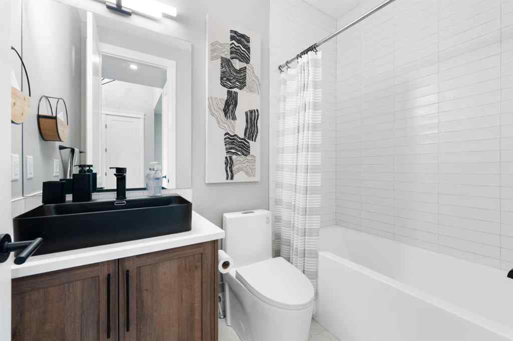 MLS® A2246362 - 33 North Bridges Landing  in Bridges of Langdon Langdon, Residential