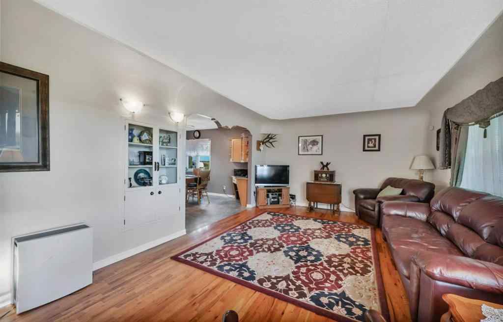 MLS® A2246366 - 39227 RR 250   in NONE Rural Lacombe County, Residential