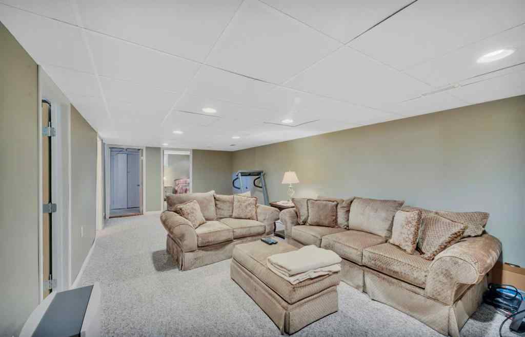 MLS® A2246366 - 39227 RR 250   in NONE Rural Lacombe County, Residential