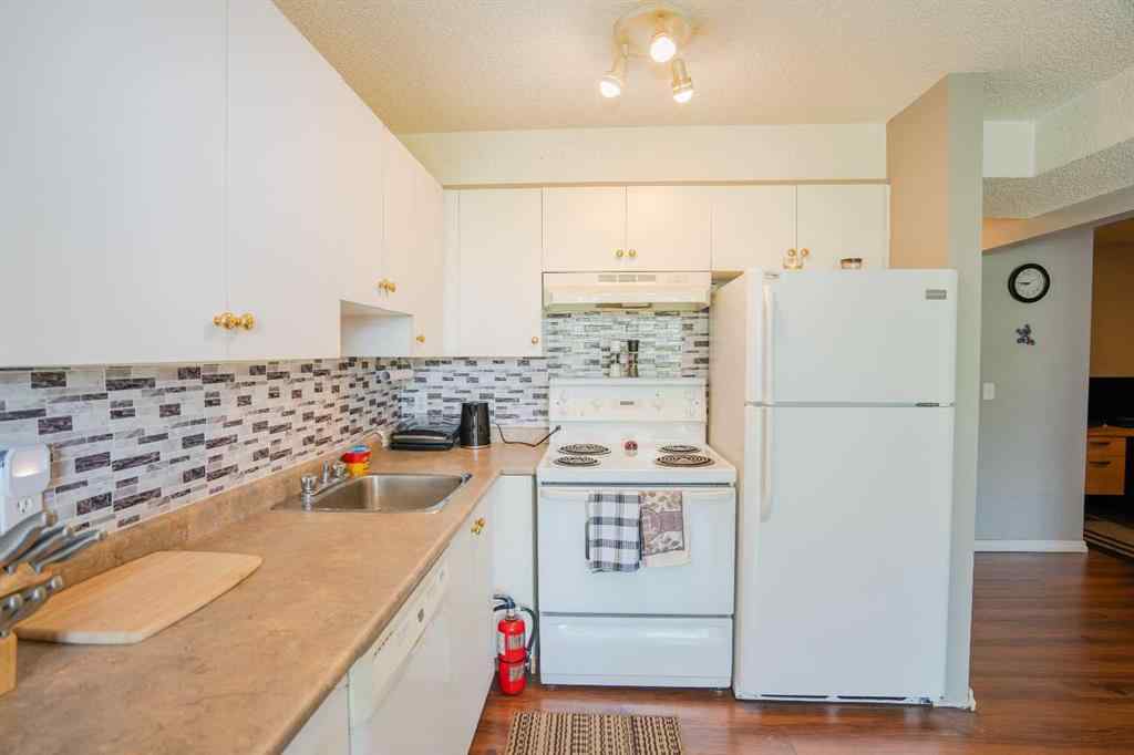 MLS® A2246368 - Unit #4112 1620 70 Street SE in Applewood Park Calgary, Residential
