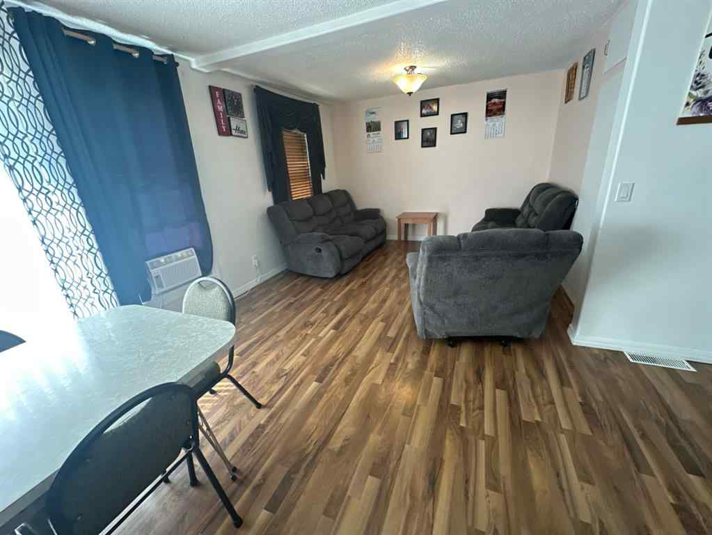 MLS® A2246371 - 4718 49 Avenue  in NONE Grimshaw, Residential