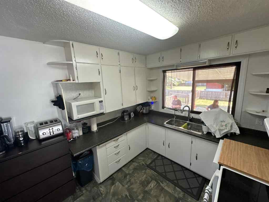 MLS® A2246371 - 4718 49 Avenue  in NONE Grimshaw, Residential