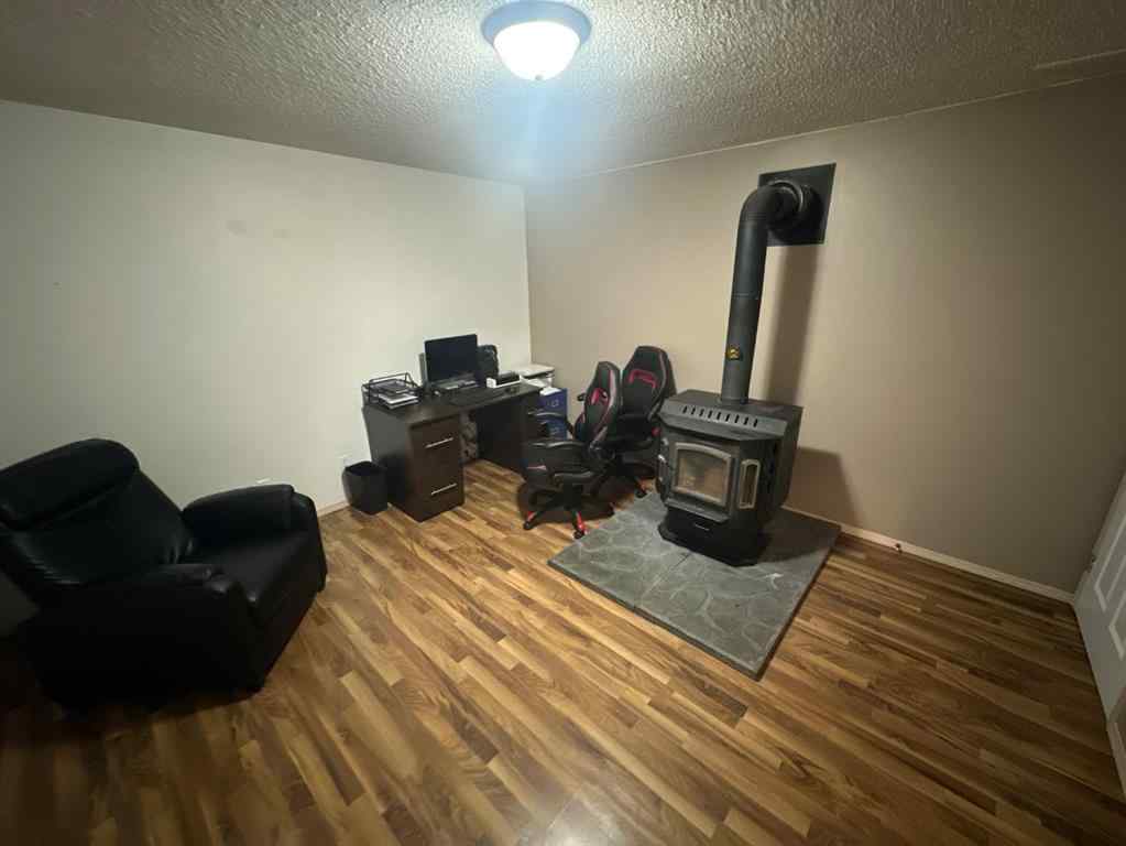 MLS® A2246371 - 4718 49 Avenue  in NONE Grimshaw, Residential