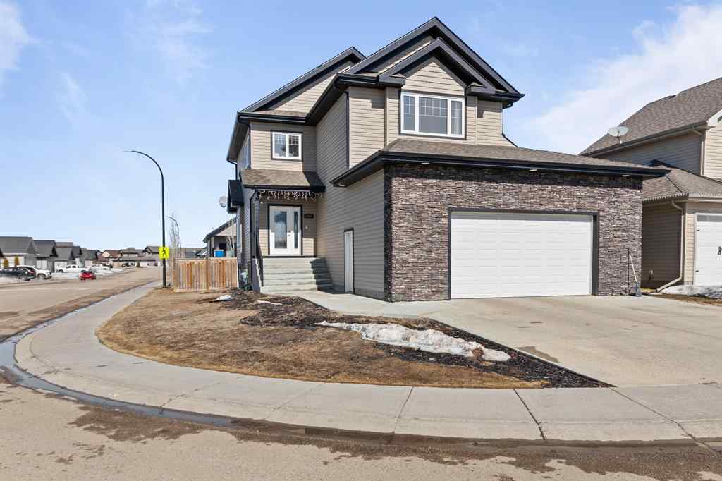 MLS® A2246375 - 1707 56 Avenue  in College Park Lloydminster, Residential