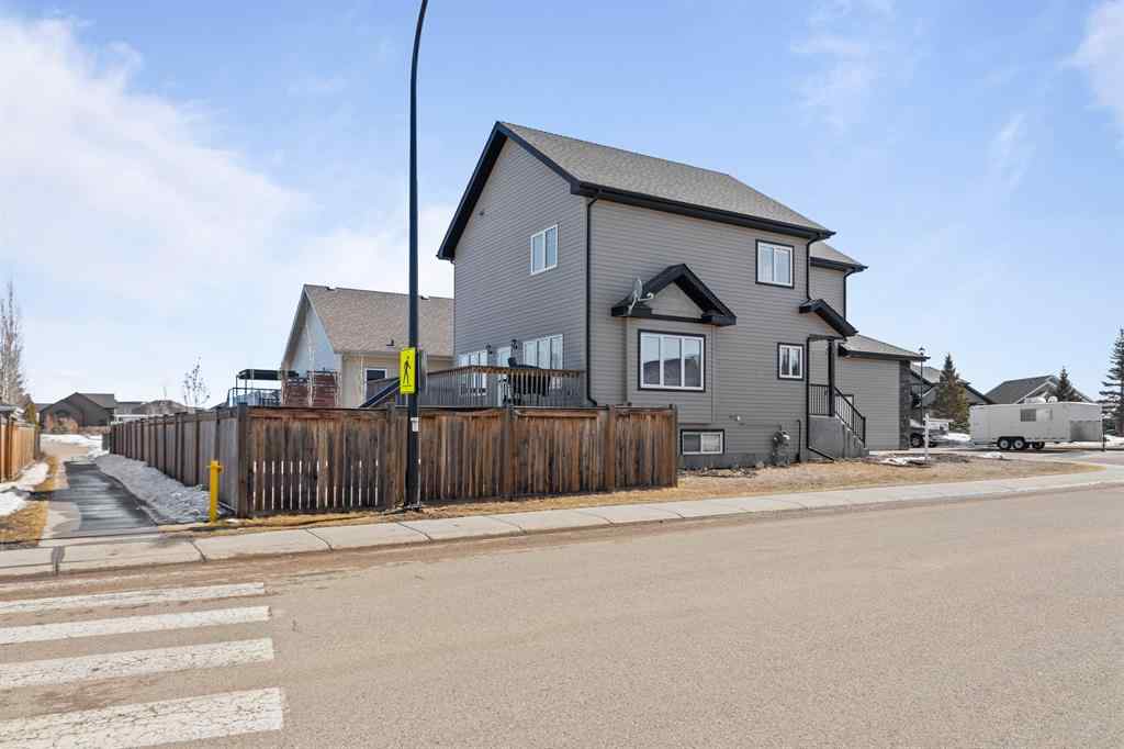 MLS® A2246375 - 1707 56 Avenue  in College Park Lloydminster, Residential