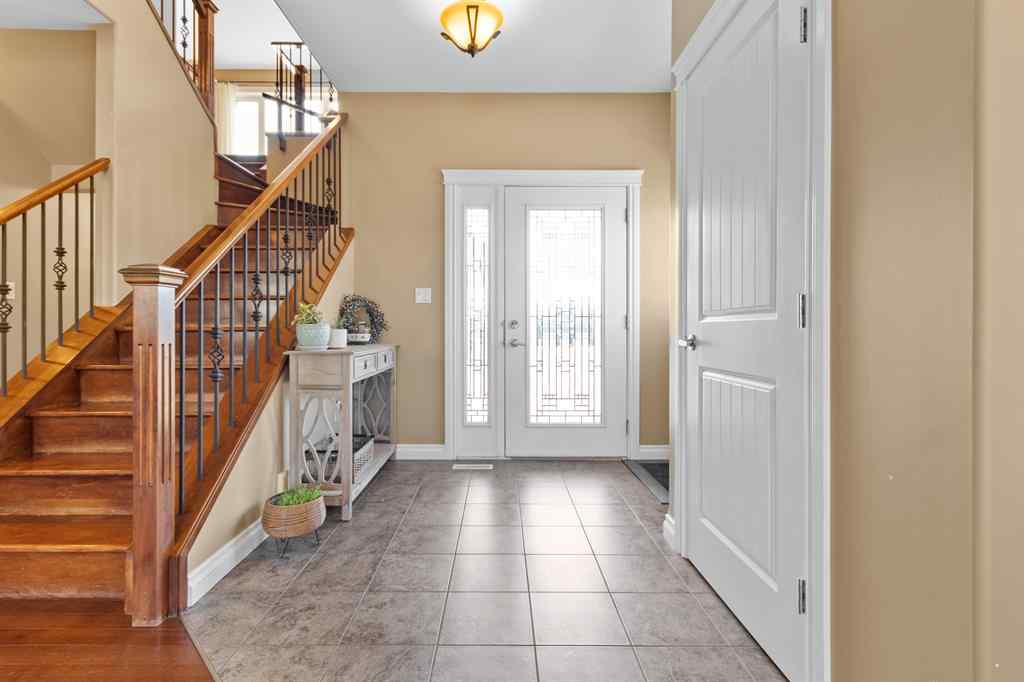 MLS® A2246375 - 1707 56 Avenue  in College Park Lloydminster, Residential