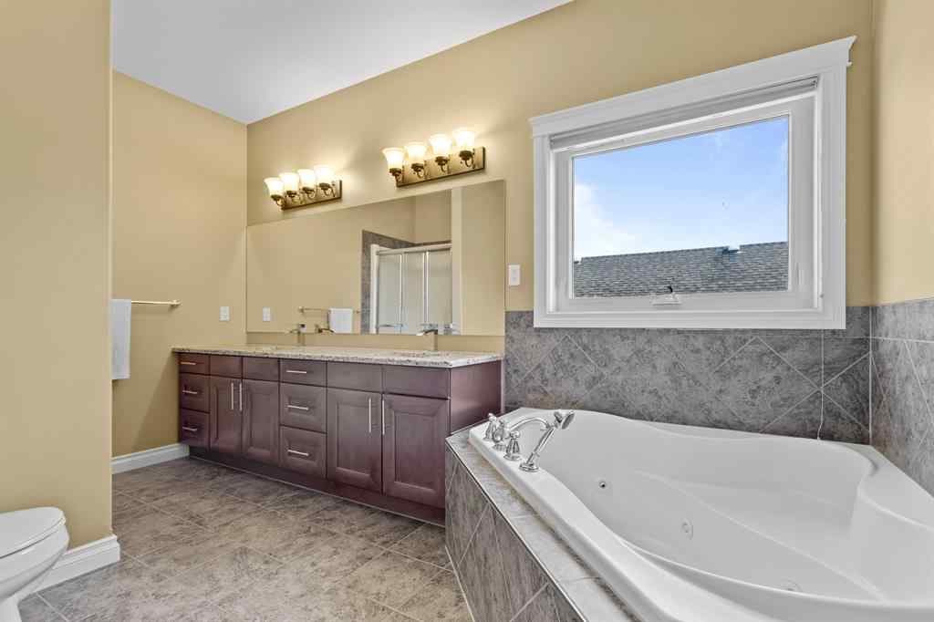 MLS® A2246375 - 1707 56 Avenue  in College Park Lloydminster, Residential