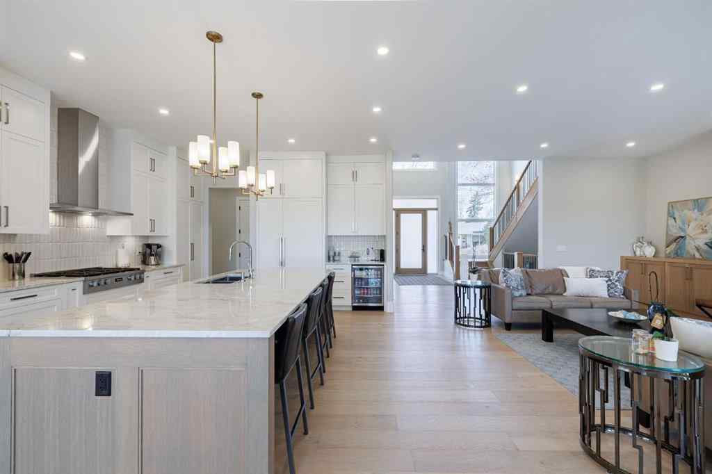 MLS® A2246380 - 319 42 Street SW in Wildwood Calgary, Residential