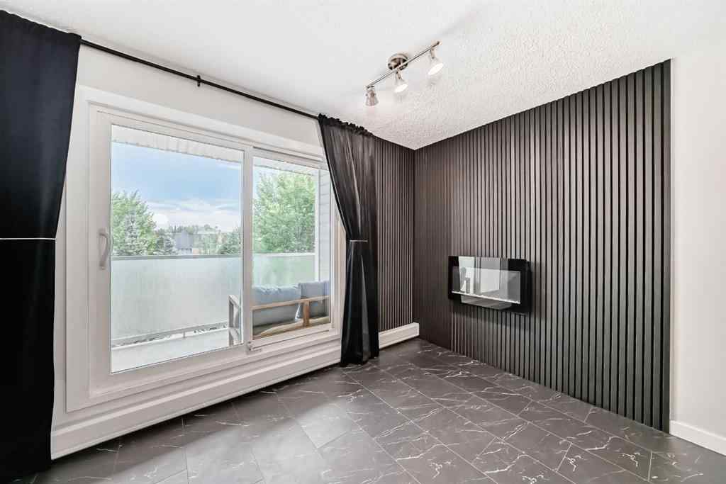 MLS® A2246384 - Unit #201 3727 42 Street NW in Varsity Calgary, Residential