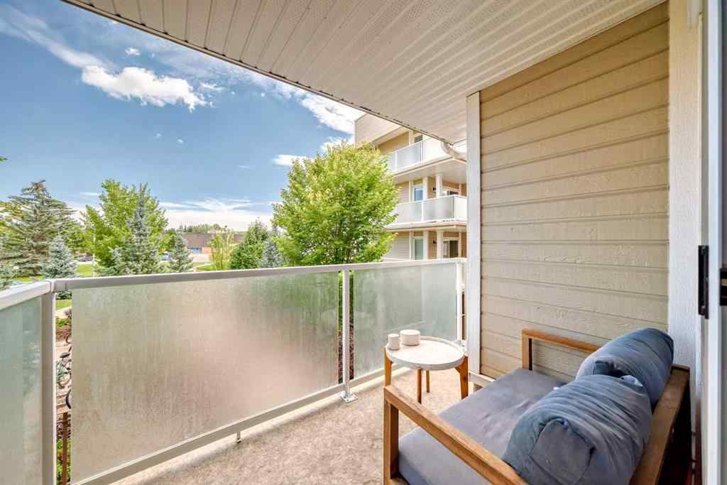 MLS® A2246384 - Unit #201 3727 42 Street NW in Varsity Calgary, Residential
