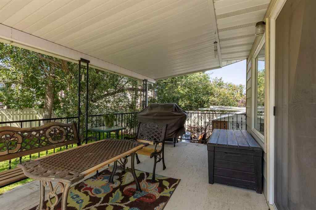 MLS® A2246386 - 2230 41 Street S in Redwood Lethbridge, Residential